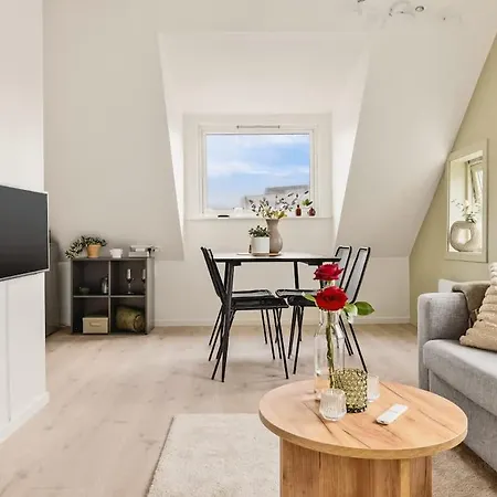 Apartment Dinbnb Appartments L Traditional Bergenshouse I Charming I Familiy *